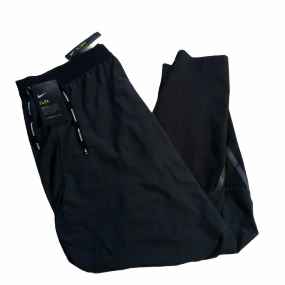 Nike Swift Flex Reflective Trim Black SlimFit pant